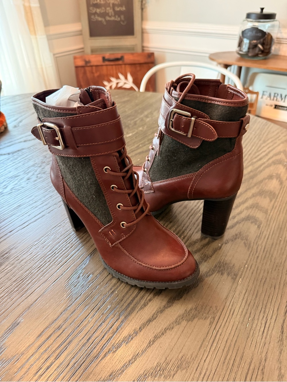 Antonio Melani Brown Leather Wool Lace Up Buckle Ankle Boots Block Heel Sz 8